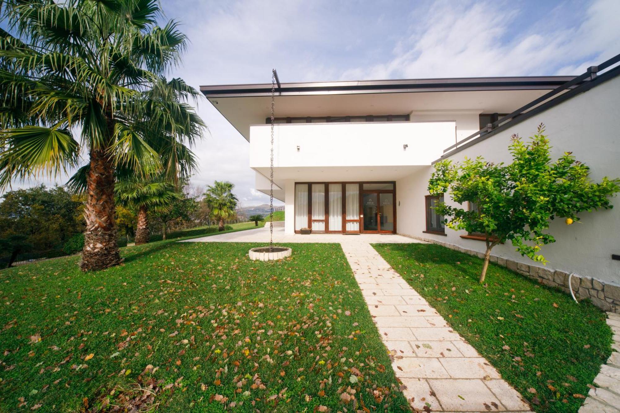 Aria - Villa Di Campagna Montecorvino Rovella Exterior foto